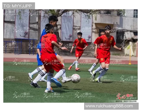 足球明星仿真公仔带你走进绿茵场的梦想世界与偶像亲密接触